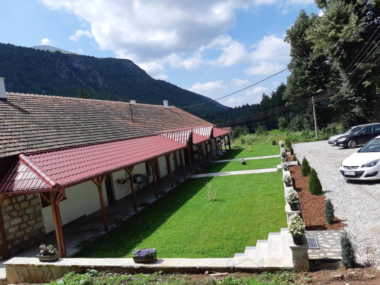Apartmani Gmitrovic Rtanj Ngoại thất bức ảnh